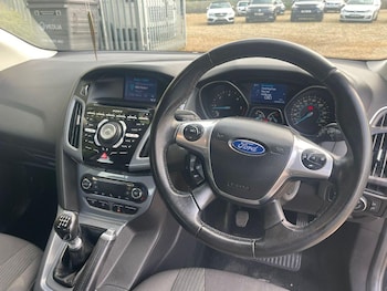 Used Ford Focus 2014 for sale - 75543497: Photo