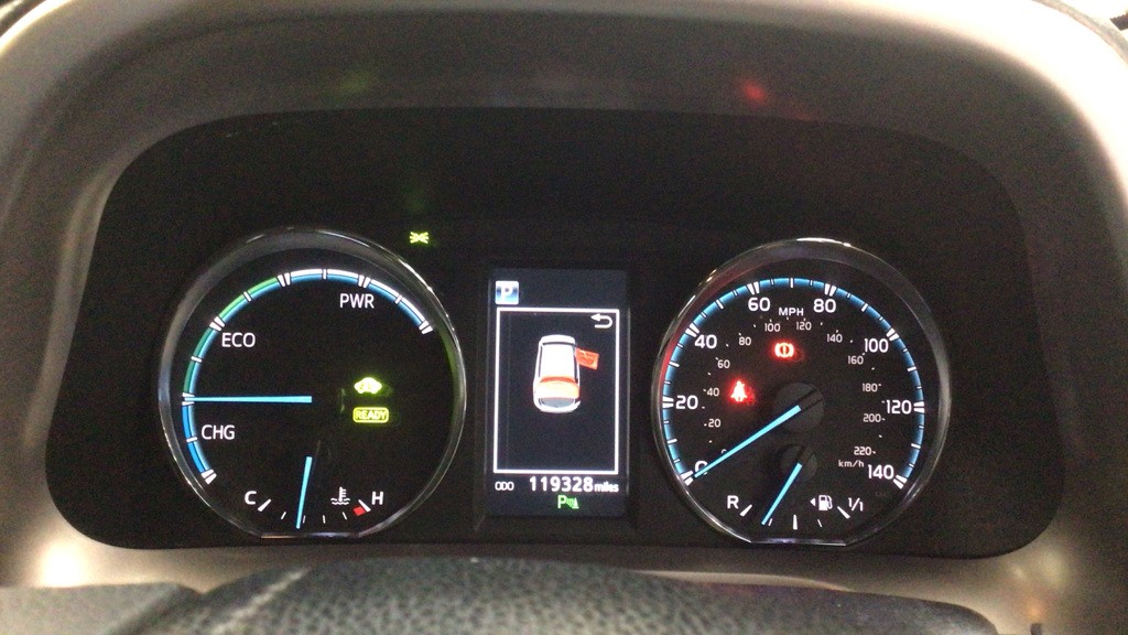 Used Toyota RAV4 2016 for sale - 76618660: Photo 10