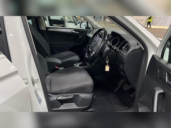 Used Volkswagen Tiguan 2017 for sale - 75561643: Photo