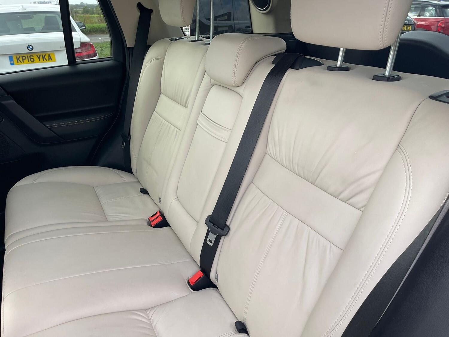 Used Land Rover Freelander 2 2011 for sale - 76149371: Photo 16