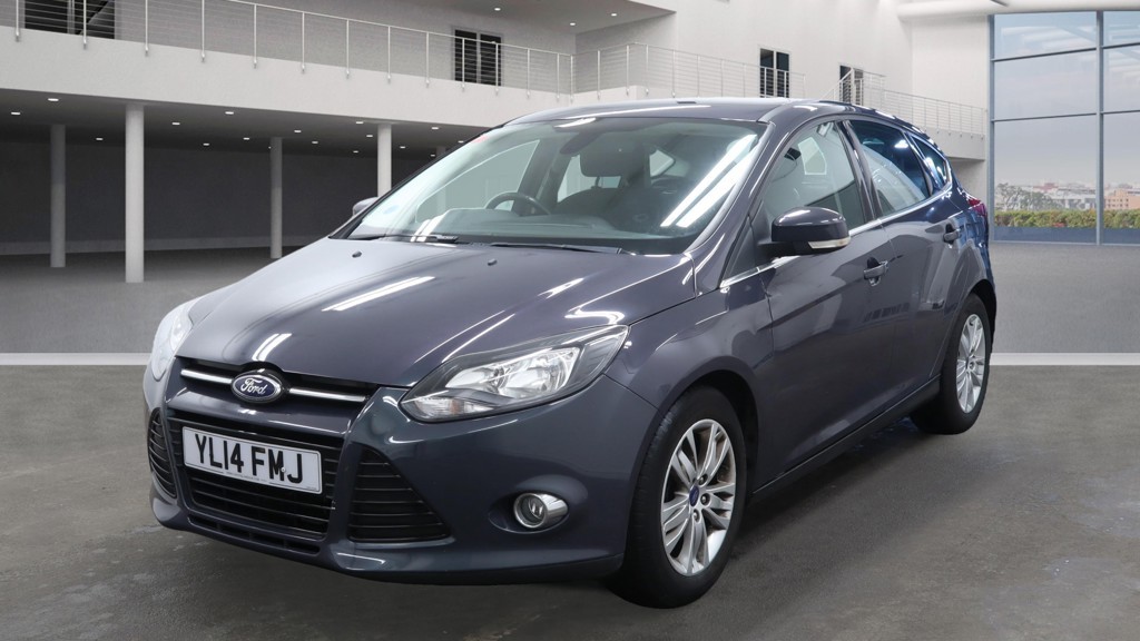 Used Ford Focus 2014 for sale - 76527382: Photo 2