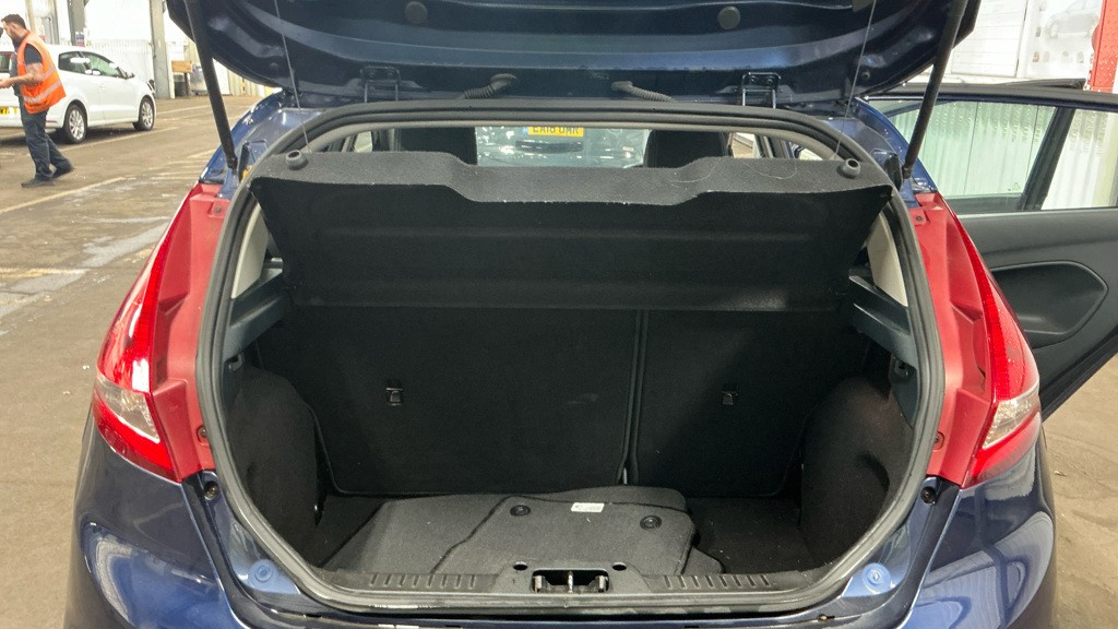 Used Ford Fiesta 2011 for sale - 76521167: Photo 10