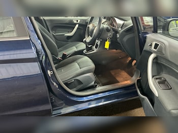 Used Ford Fiesta 2011 for sale - 76521167: Photo