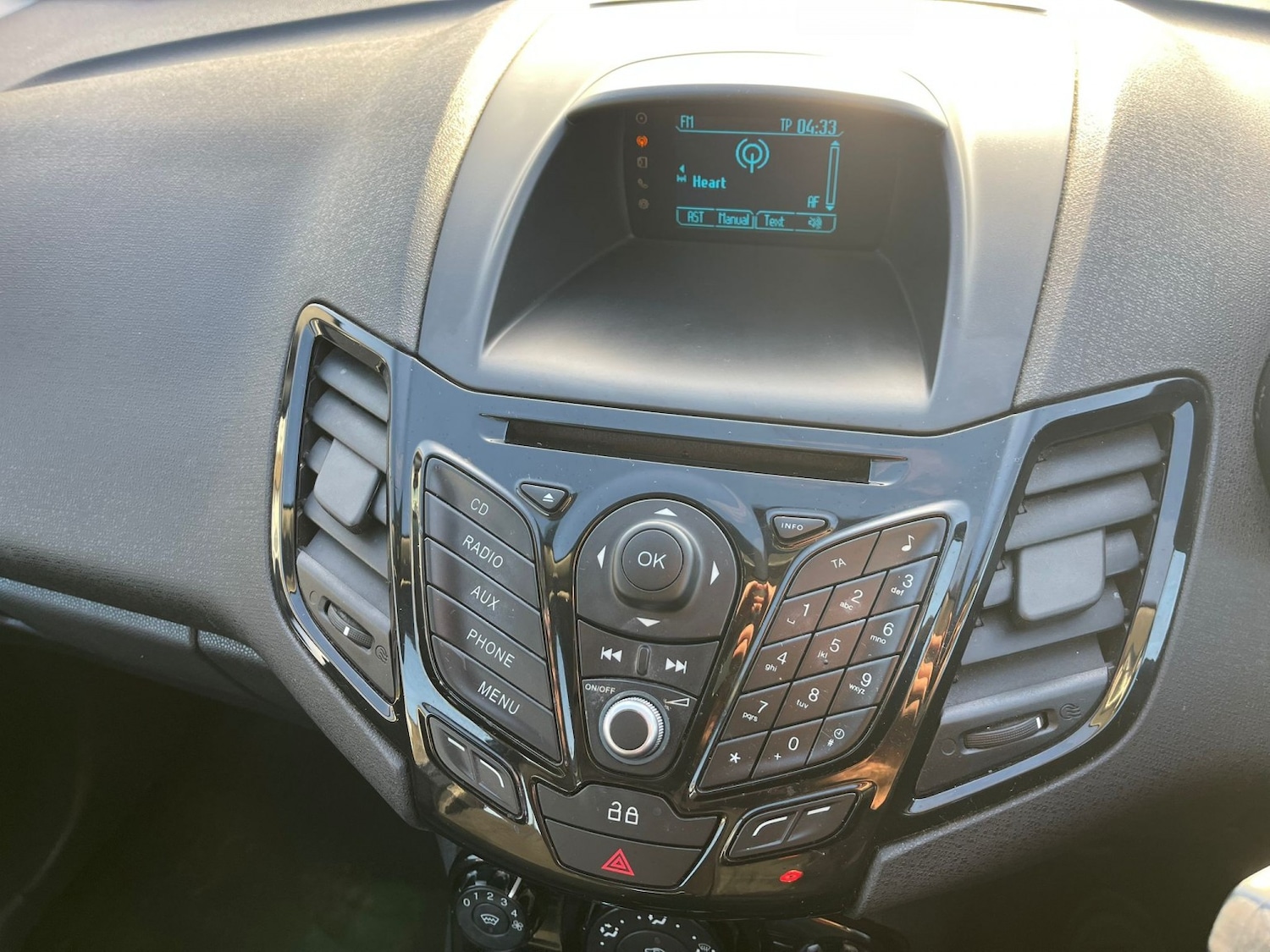 Used Ford Fiesta 2014 for sale - 77014763: Photo 12