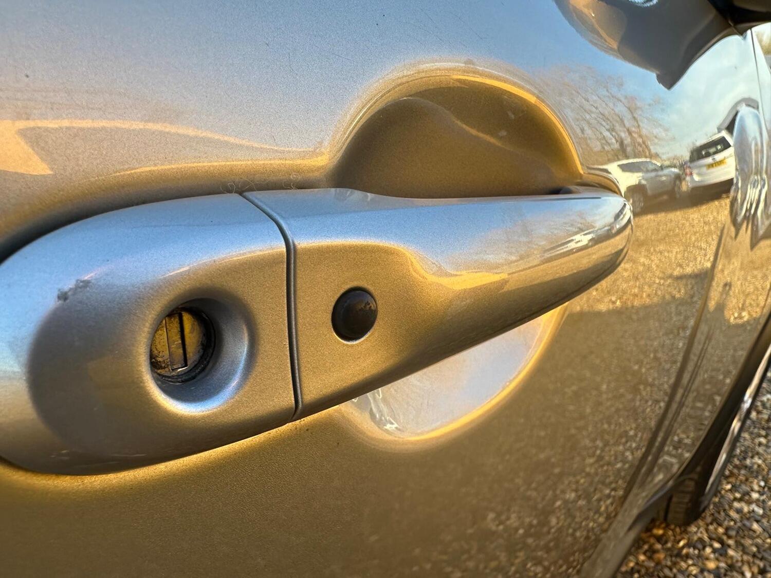 Used Nissan Juke 2012 for sale - 76444461: Photo 22