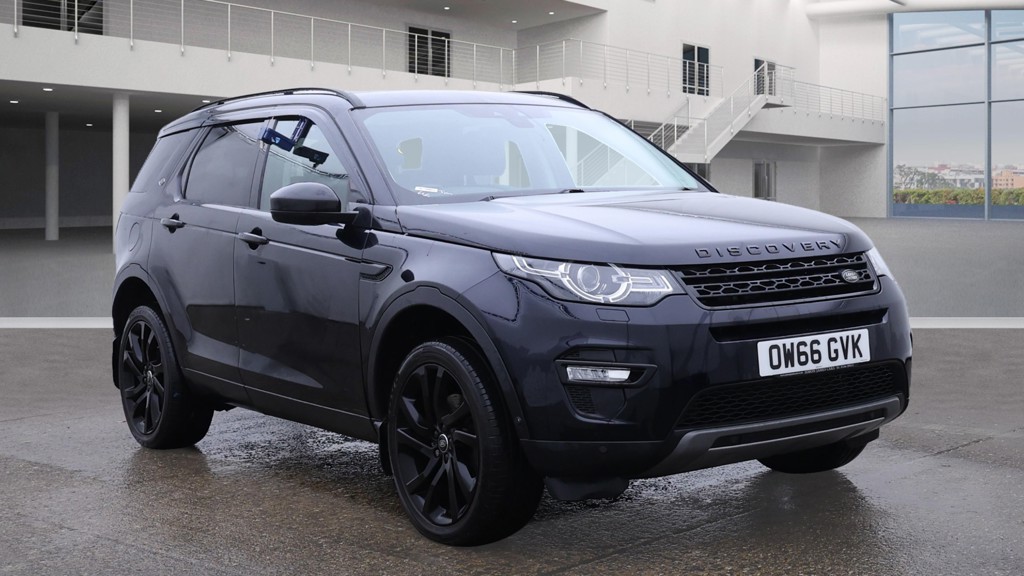 Used Land Rover Discovery Sport 2017 for sale - 76618672: Photo 1