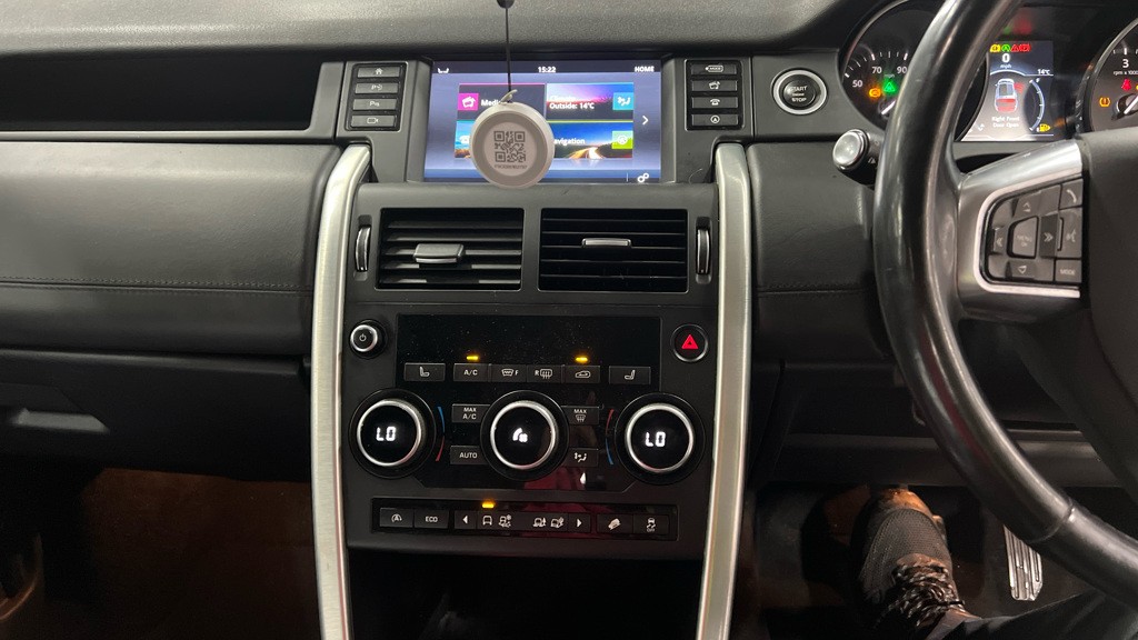 Used Land Rover Discovery Sport 2017 for sale - 76618672: Photo 11