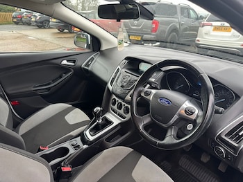 Used Ford Focus 2014 for sale - 76982784: Photo