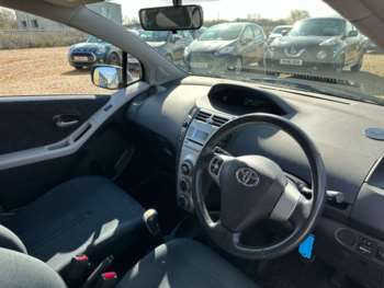 Used Toyota Yaris 2008 for sale - 74158341: Photo