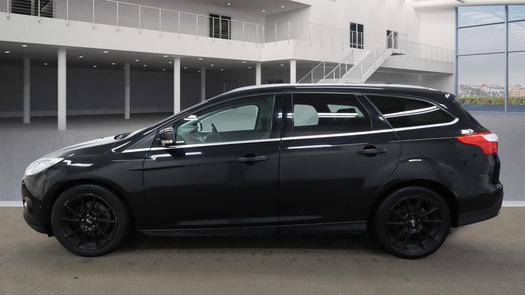 Used Ford Focus 2014 for sale - 76536715: Photo 4