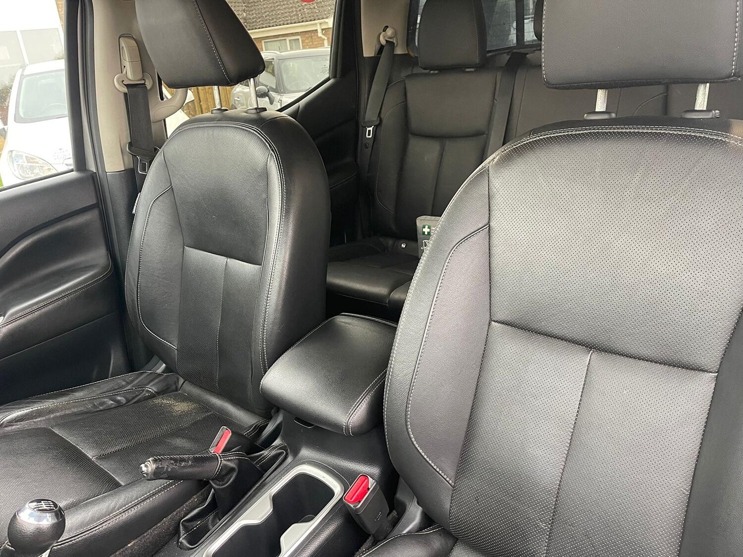 Used Nissan Navara 2019 for sale - 76313915: Photo 23