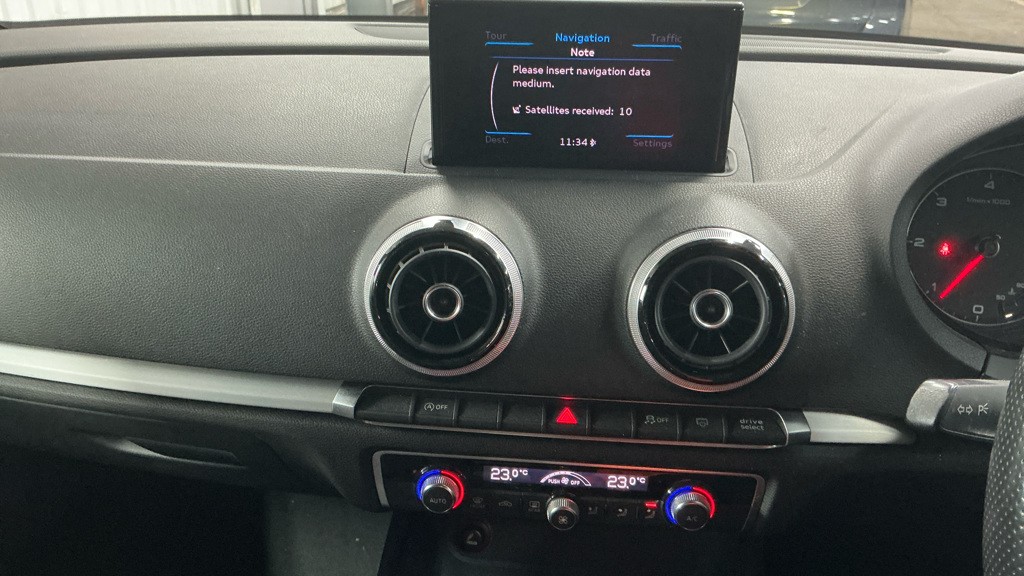 Used Audi A3 2013 for sale - 76521133: Photo 11