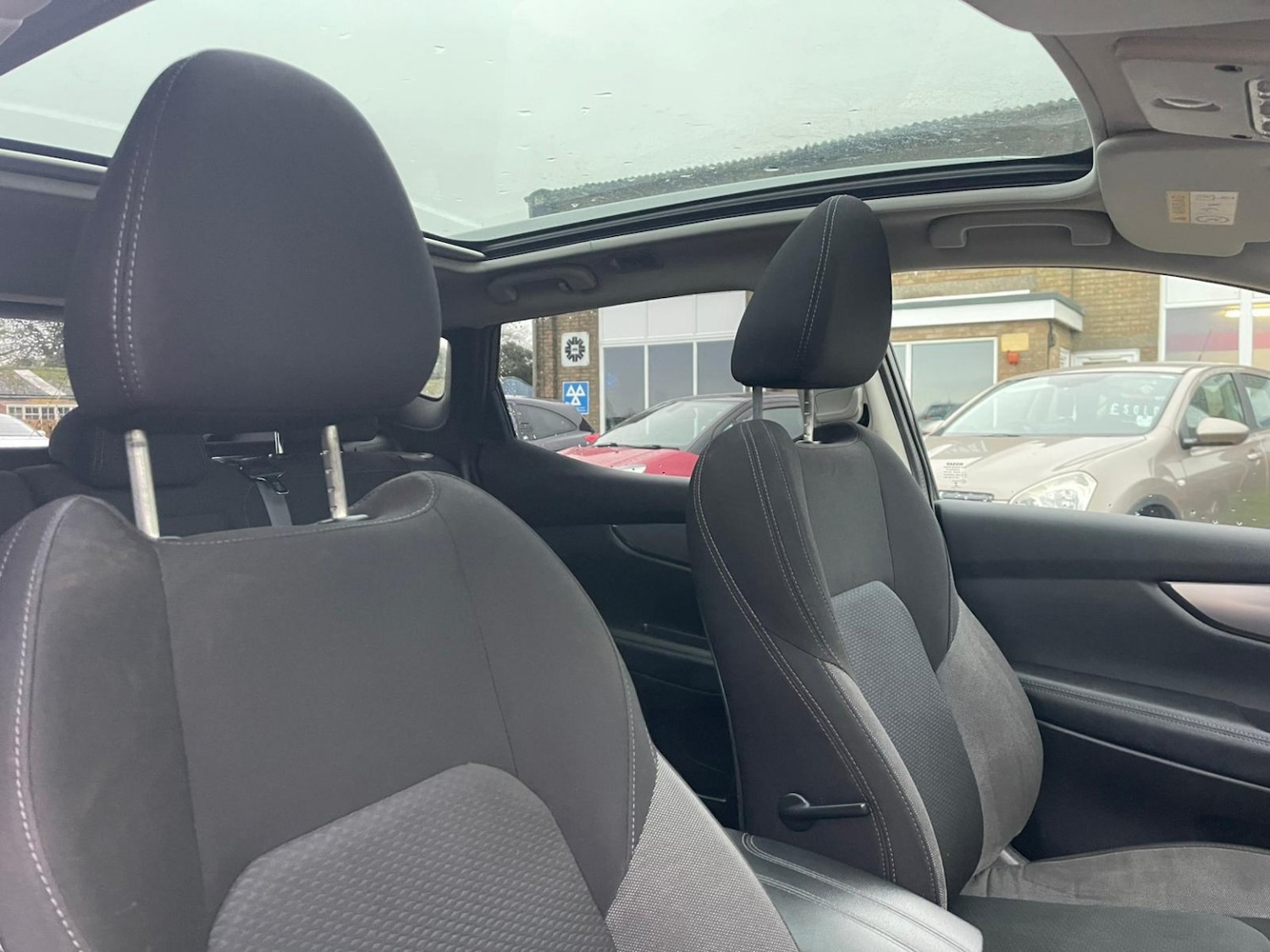 Used Nissan Qashqai 2018 for sale - 76769925: Photo 19