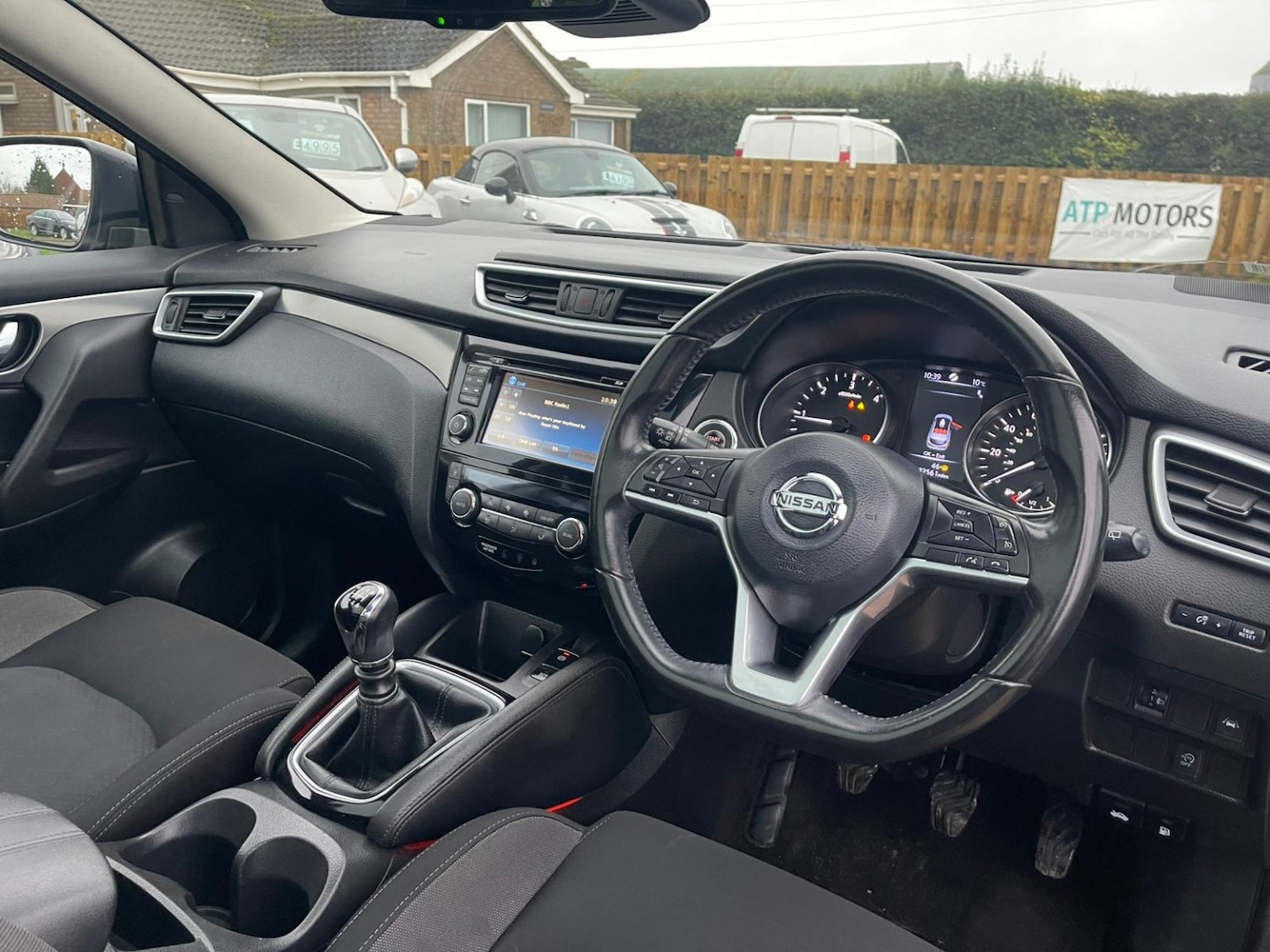 Used Nissan Qashqai 2018 for sale - 76769925: Photo 2