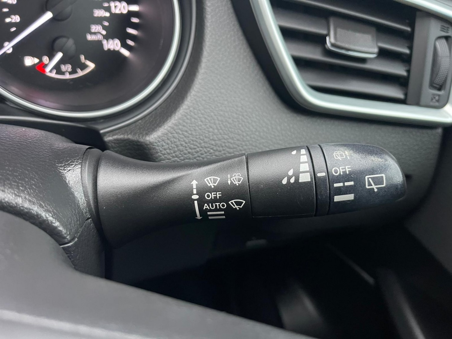 Used Nissan Qashqai 2018 for sale - 76769925: Photo 23