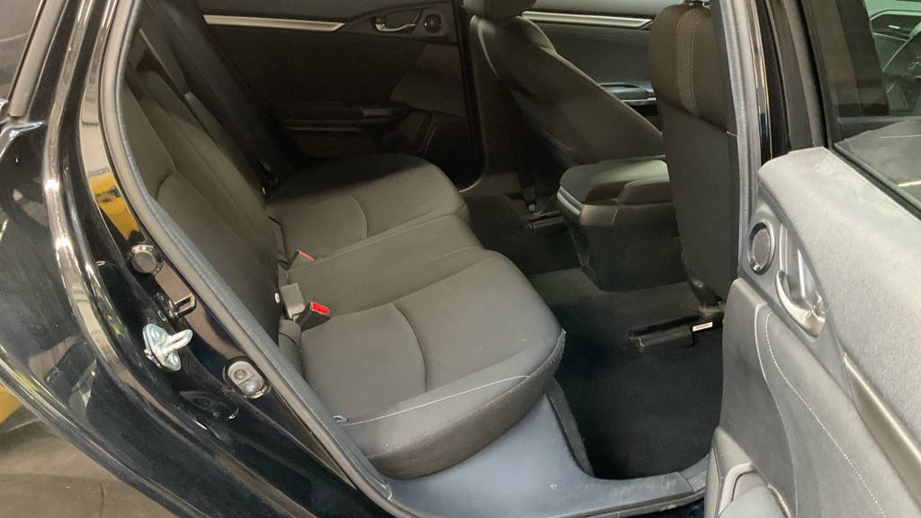 Used Honda Civic 2020 for sale - 76791548: Photo 10