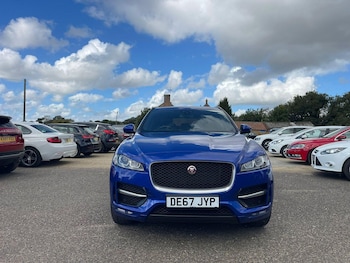 Used Jaguar F-Pace 2017 for sale - 75913234: Photo