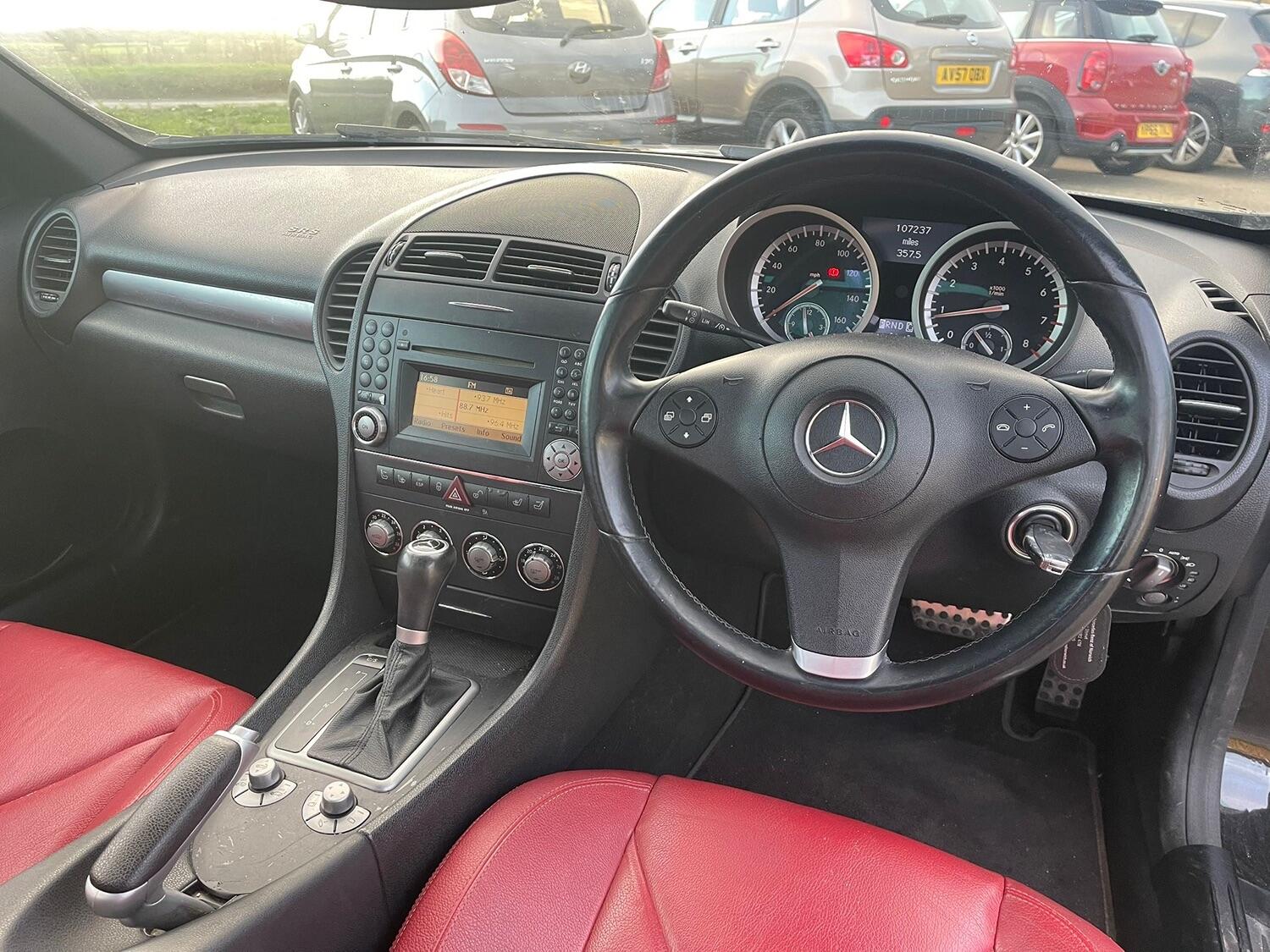 Used Mercedes-Benz SLK 2009 for sale - 76374172: Photo 2