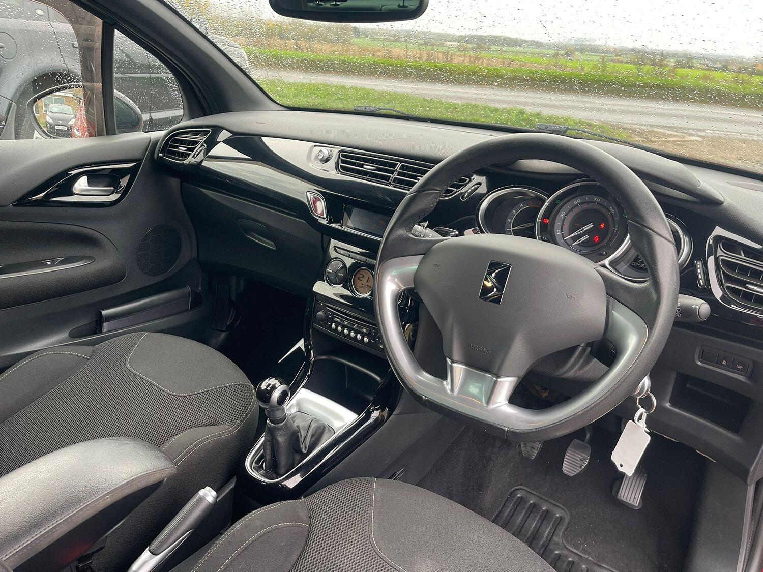 Used Citroen DS3 2014 for sale - 76497459: Photo 11