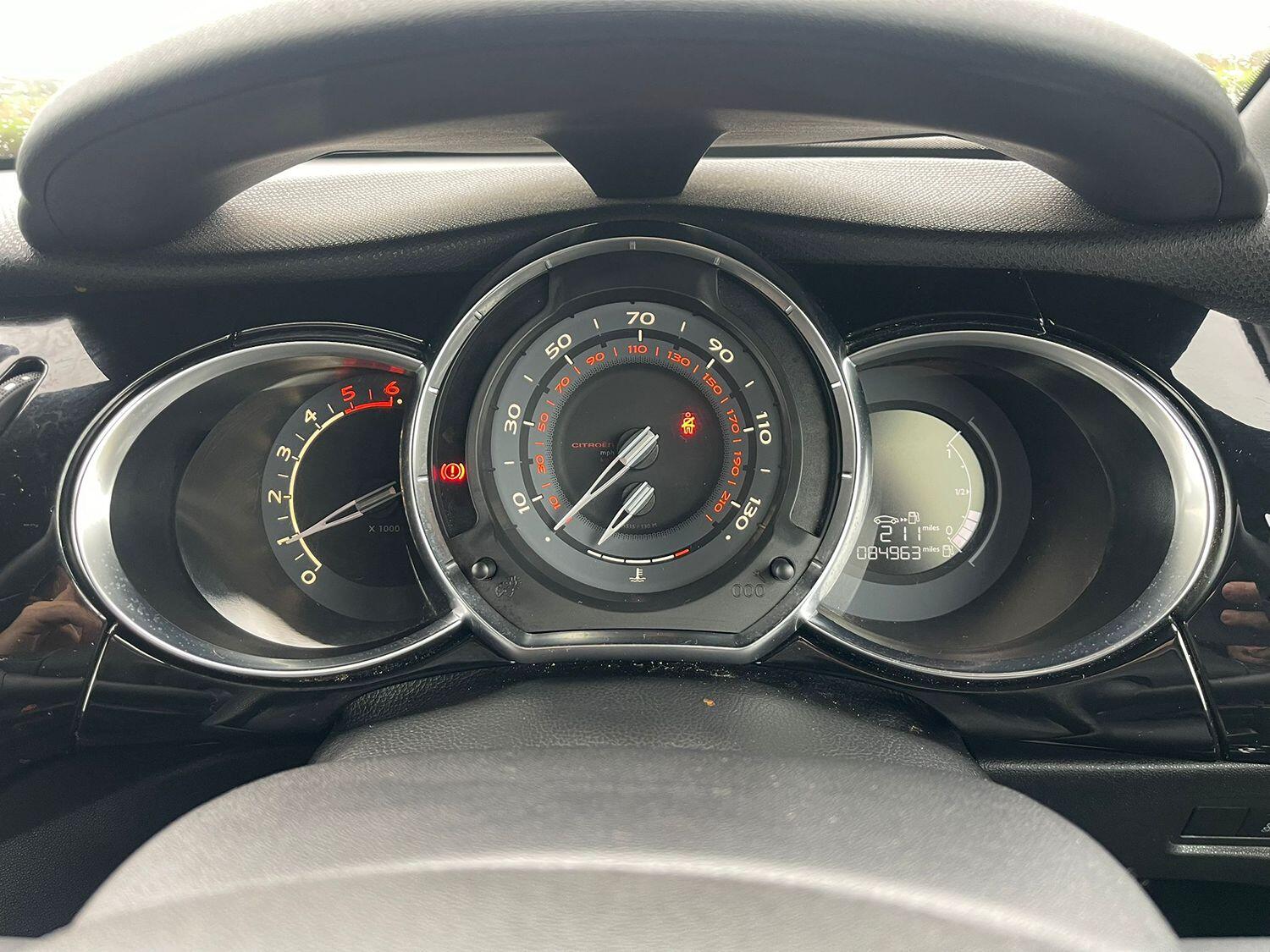 Used Citroen DS3 2014 for sale - 76497459: Photo 13