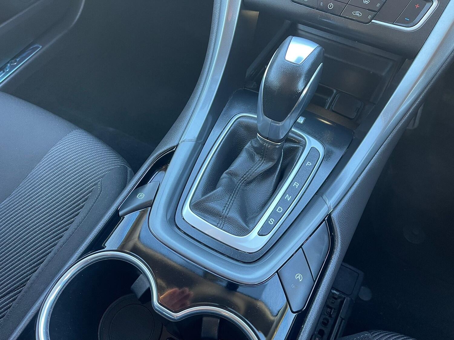 Used Ford Mondeo 2015 for sale - 76225243: Photo 19