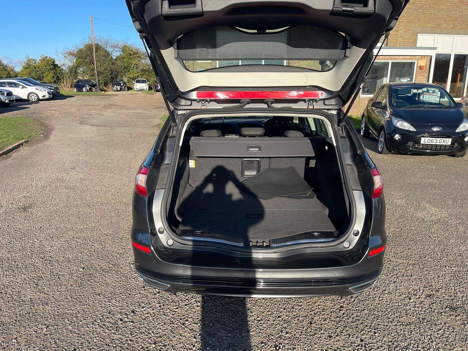 Used Ford Mondeo 2015 for sale - 76225243: Photo 22