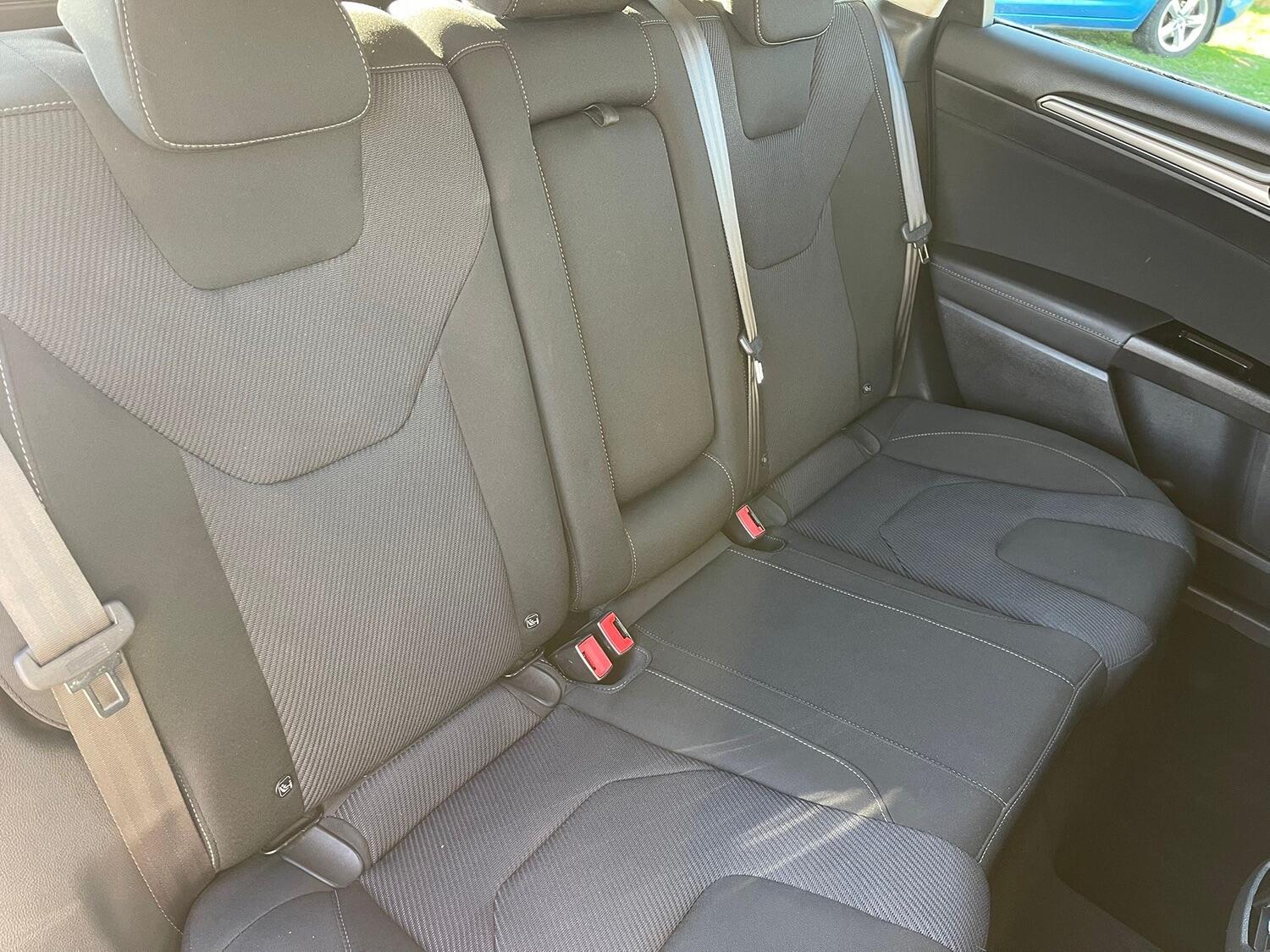 Used Ford Mondeo 2015 for sale - 76225243: Photo 24