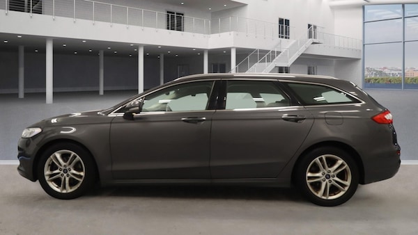 Used Ford Mondeo 2015 for sale - 76225243: Photo 4