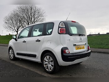 Used Citroen C3 Picasso 2013 for sale - 77924742: Photo