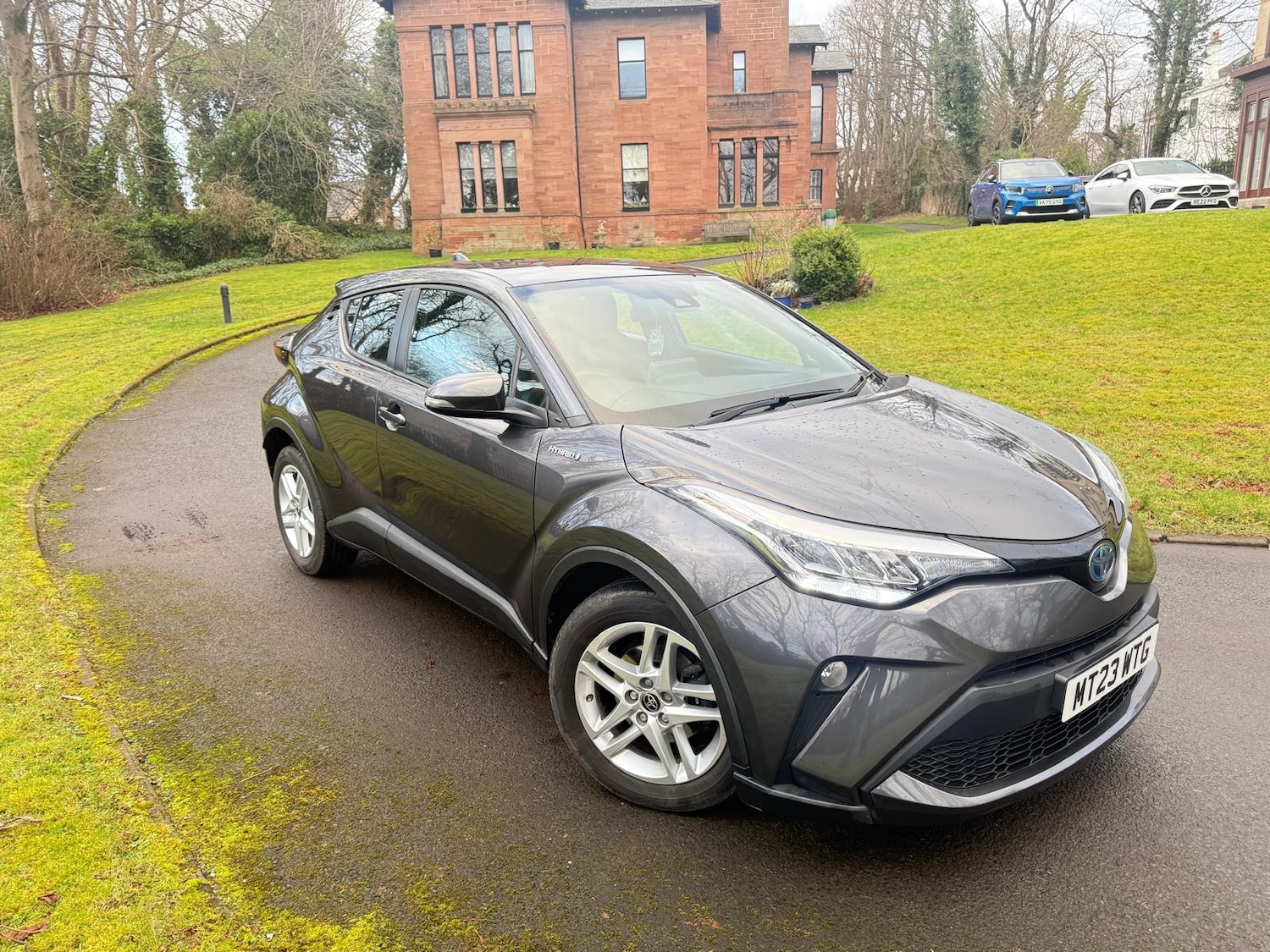 Used Toyota C-HR 2023 for sale - 77407408: Photo 1