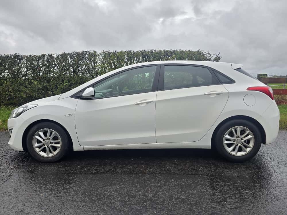 Used Hyundai i30 2013 for sale - 76329946: Photo 12