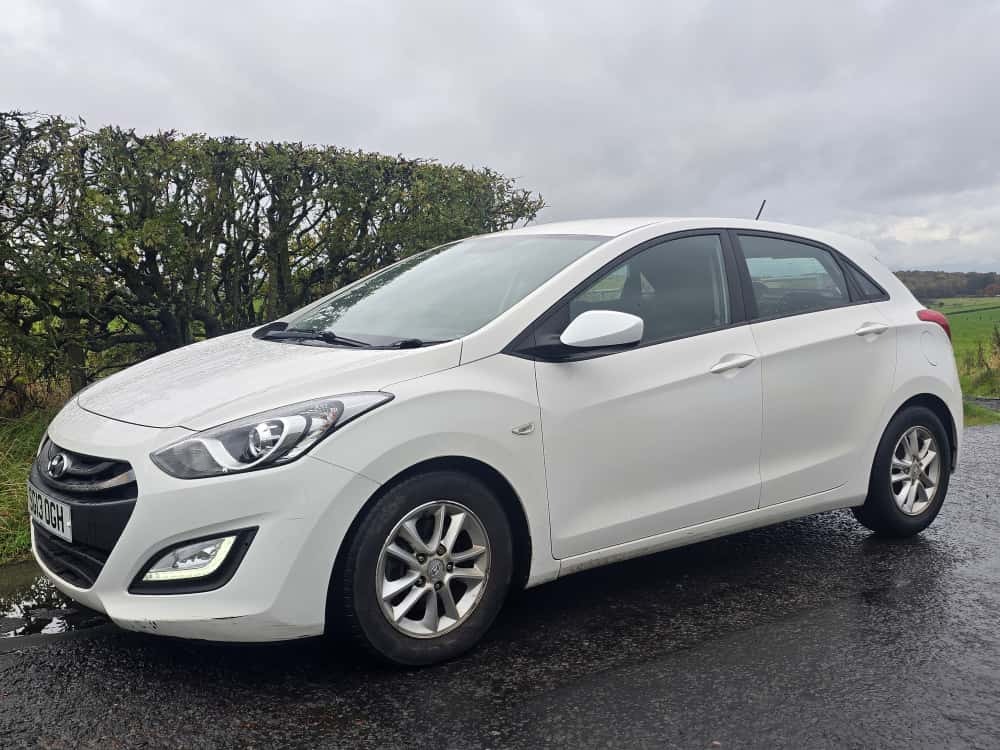 Used Hyundai i30 2013 for sale - 76329946: Photo 5