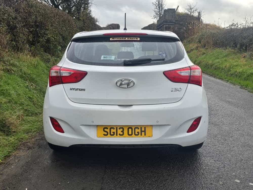 Used Hyundai i30 2013 for sale - 76329946: Photo 9