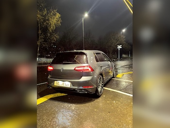 Used Volkswagen Golf 2018 for sale - 78571997: Photo