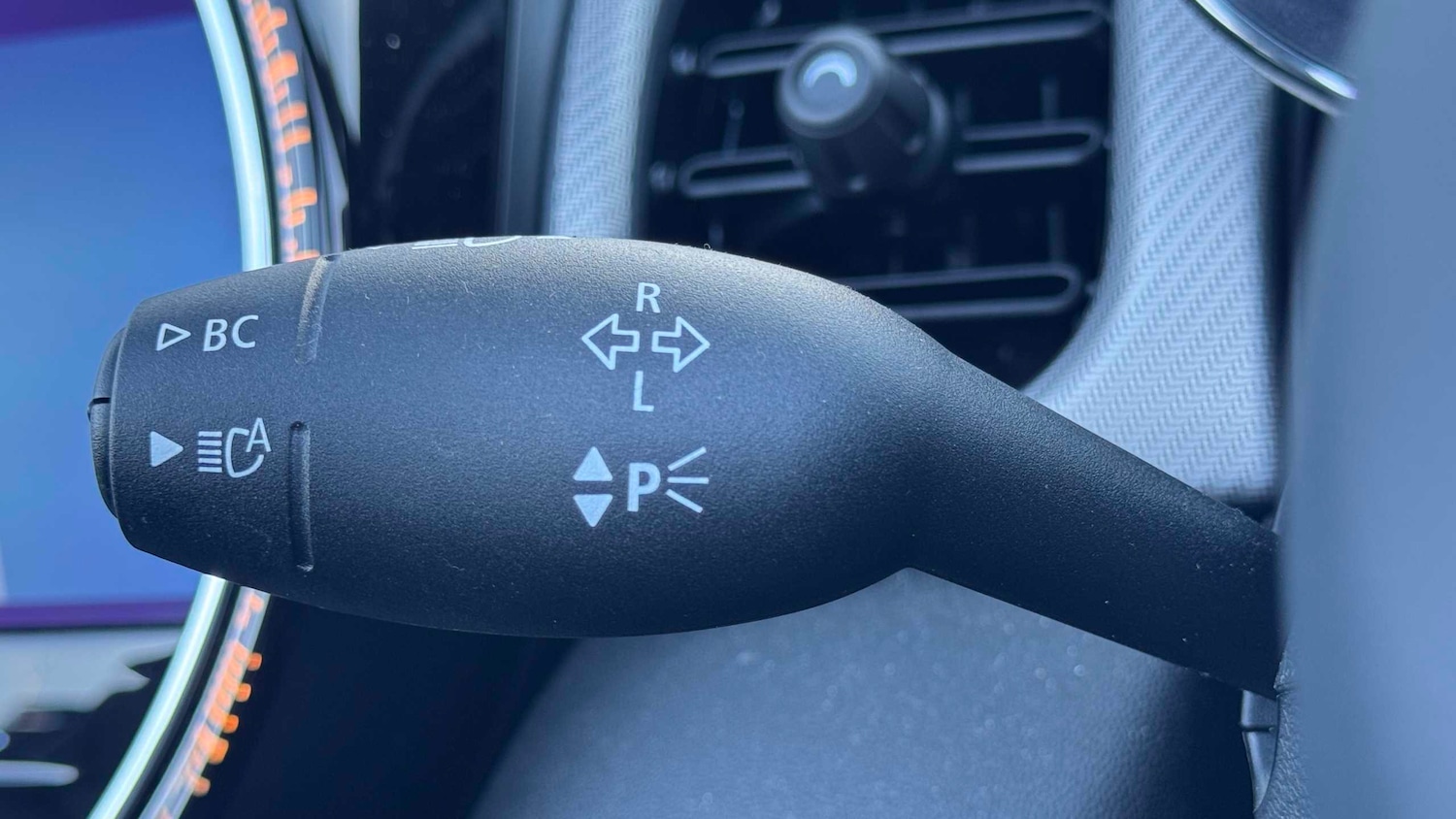 Used MINI Convertible 2024 for sale - 77772339: Photo 19