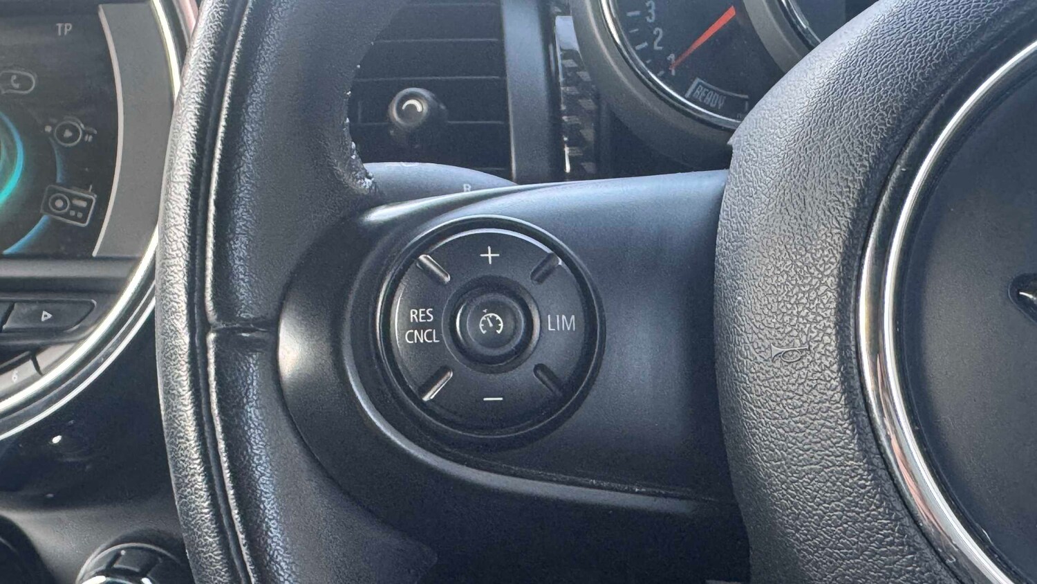 Used MINI Hatch 2017 for sale - 77943334: Photo 18