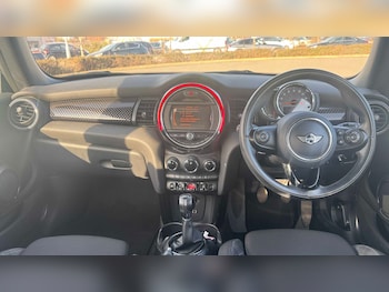 Used MINI Hatch 2017 for sale - 77943334: Photo