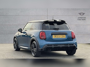 Used MINI Hatch 2022 for sale - 76460359: Photo