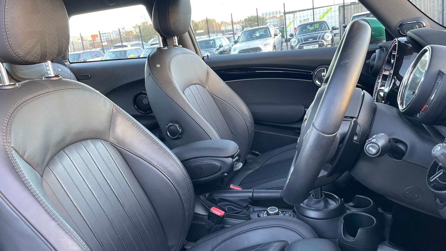 Used MINI Hatch 2022 for sale - 76610553: Photo 10