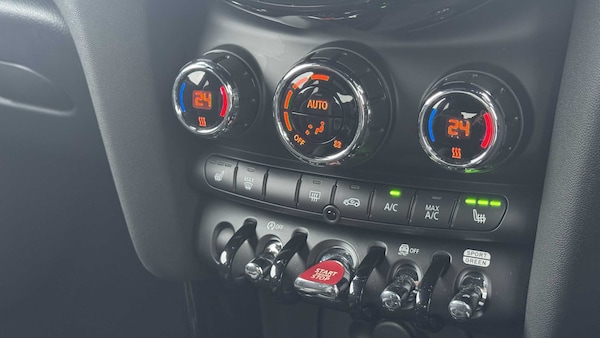 Used MINI Hatch 2022 for sale - 76272197: Photo 27