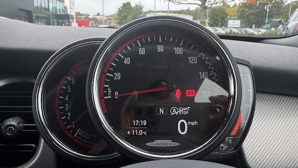Used MINI Hatch 2022 for sale - 76272197: Photo 9