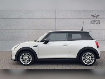 Used MINI Hatch 2022 for sale - 76156352: Photo 3