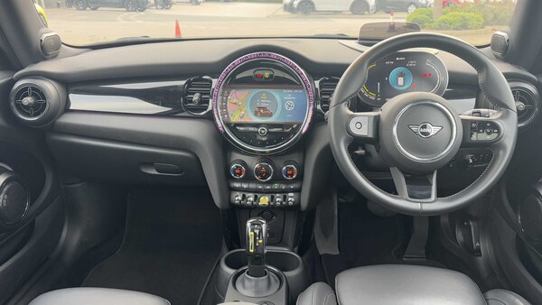 Used MINI Hatch 2022 for sale - 76156352: Photo 4