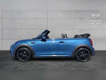 Used MINI Convertible 2021 for sale - 78465080: Photo