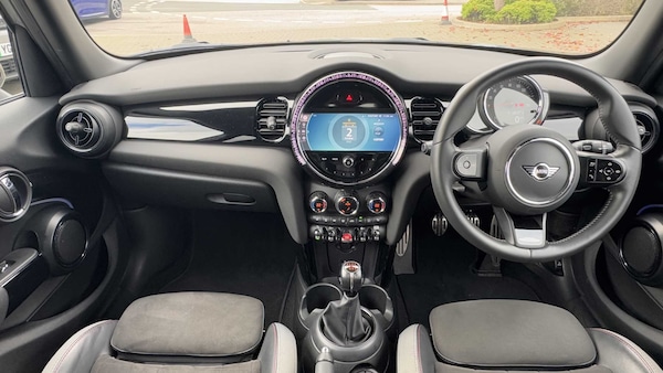 Used MINI Hatch 2022 for sale - 76156113: Photo 4
