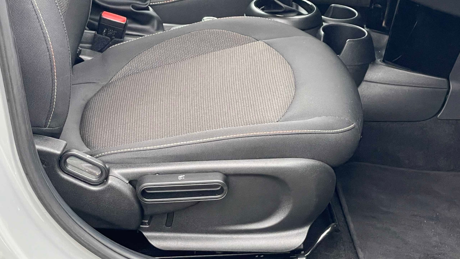 Used MINI Hatch 2021 for sale - 77044223: Photo 23