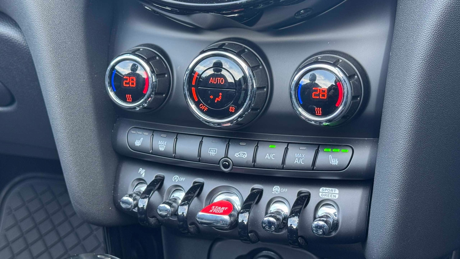 Used MINI Convertible 2024 for sale - 78161471: Photo 10