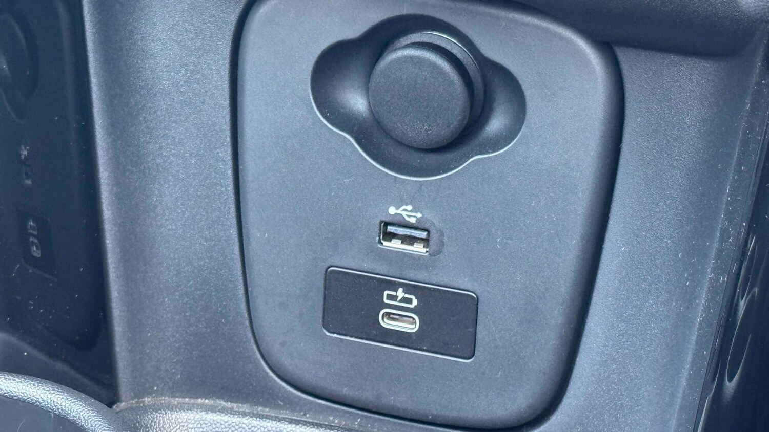 Used MINI Convertible 2024 for sale - 78161471: Photo 12