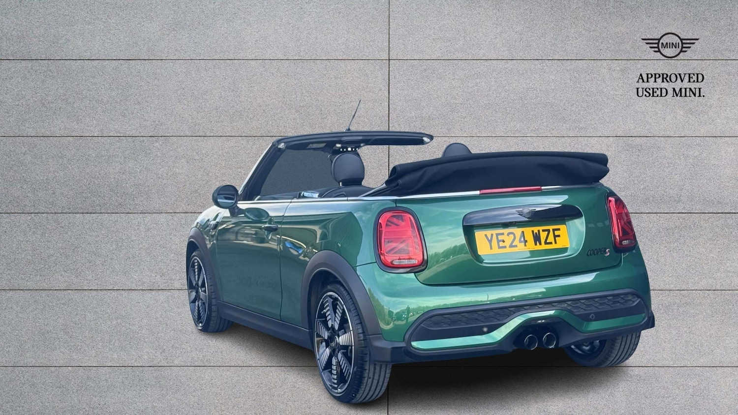 Used MINI Convertible 2024 for sale - 78161471: Photo 2