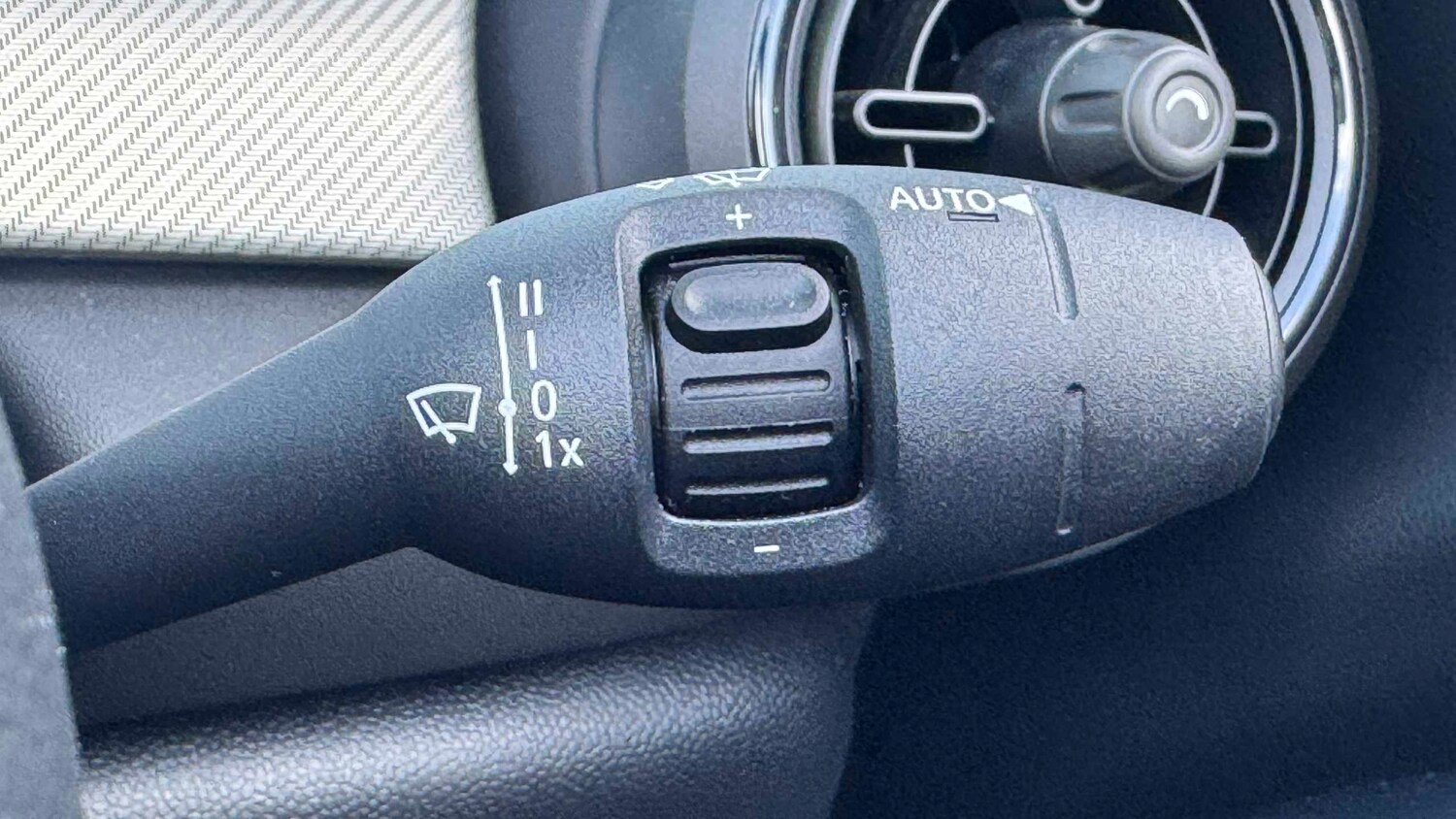 Used MINI Convertible 2024 for sale - 78161471: Photo 22